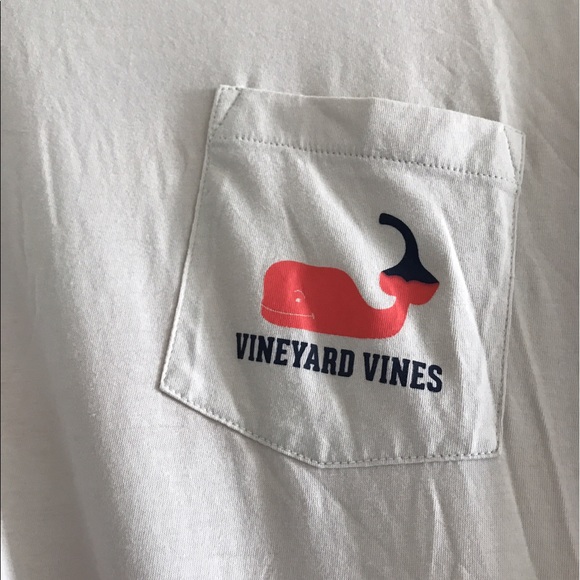 Vineyard Vines T-shirt (Long S.) - Picture 2 of 3