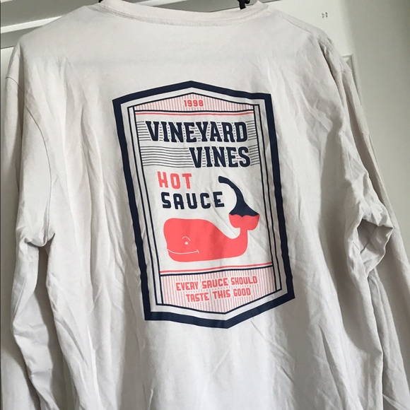 Vineyard Vines T-shirt (Long S.) - Picture 3 of 3