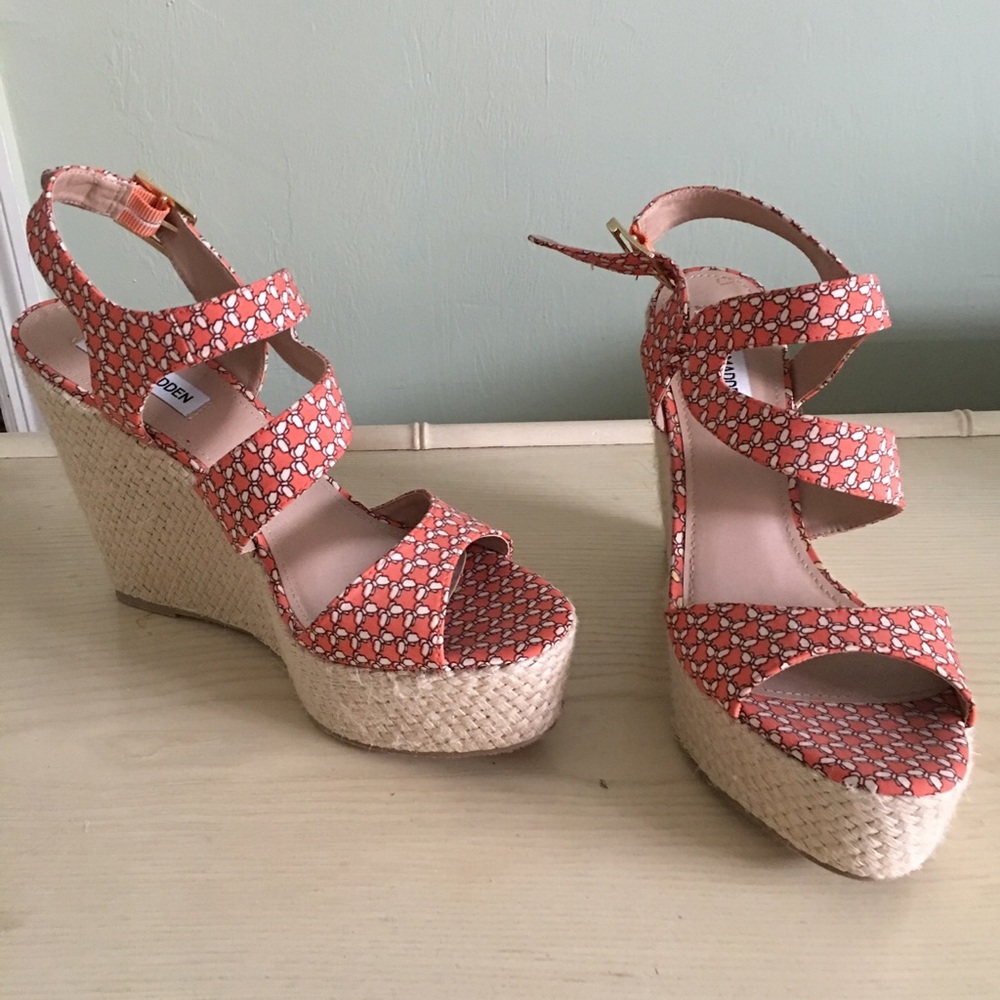 Steve Madden wedges
