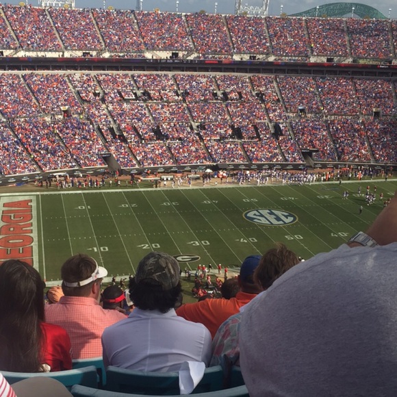 Meet your Posher, Ruby - Picture 1 of 1