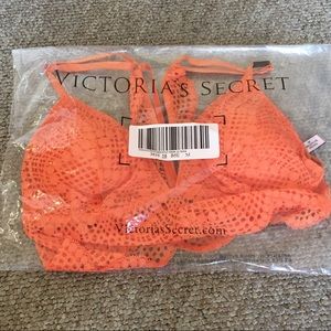 Victoria's Secret bralette. NWT