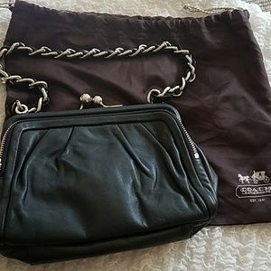 ===Authentic ===😊 Leather coach bag . used once .