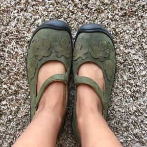 KEEN Mary Jane Shoes