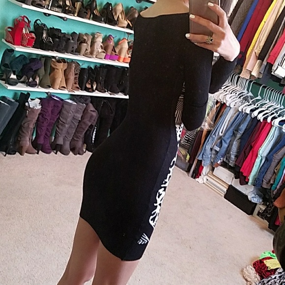 Arden B black and white long sleeve dress - Picture 2 of 5
