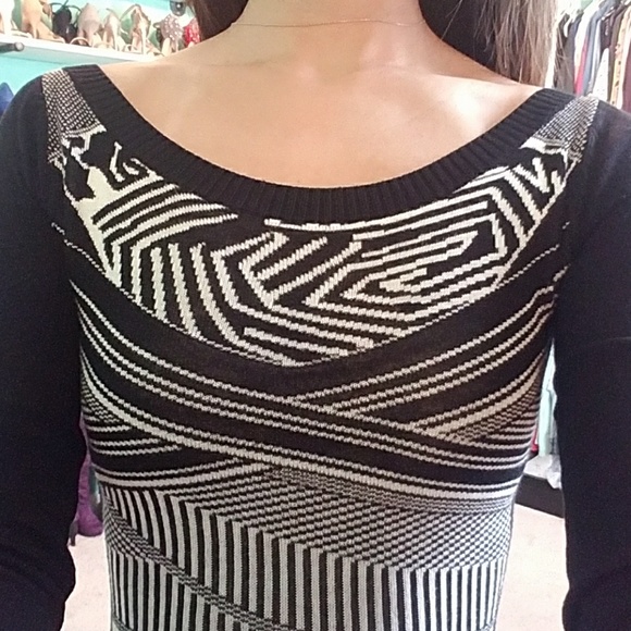 Arden B black and white long sleeve dress - Picture 3 of 5