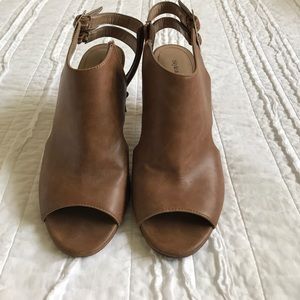 Style and Co tan heeled sandal