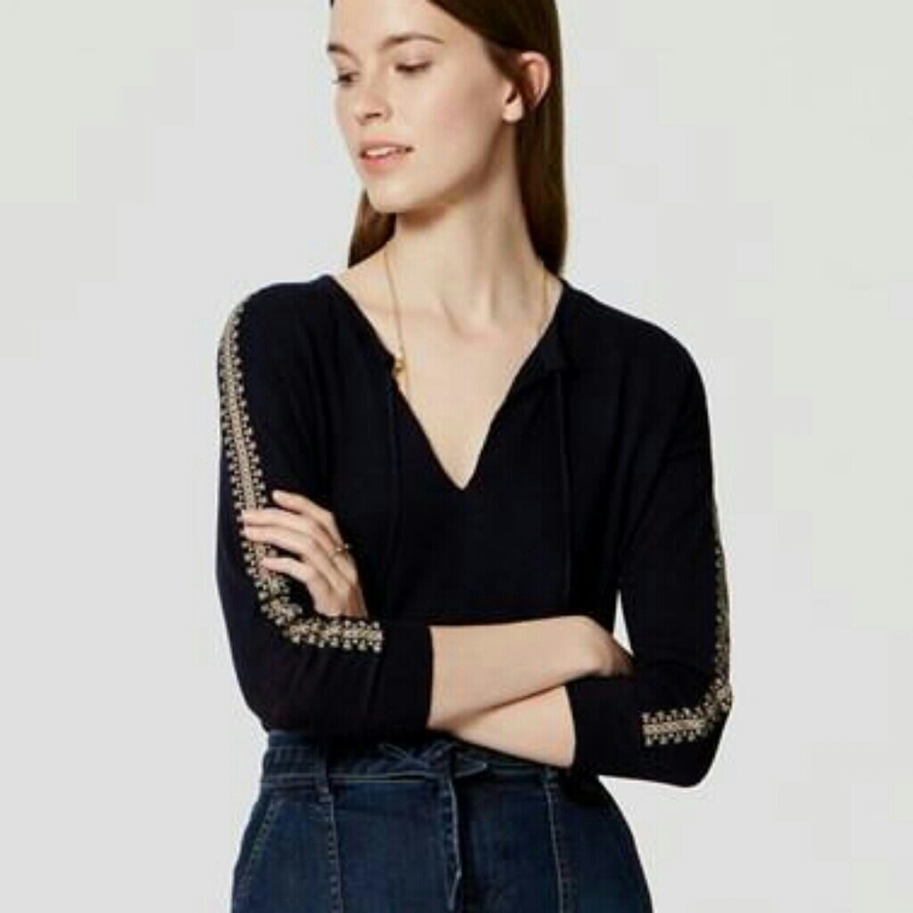 Ann Taylor Peasant Embroidered Blouse Knit Top V