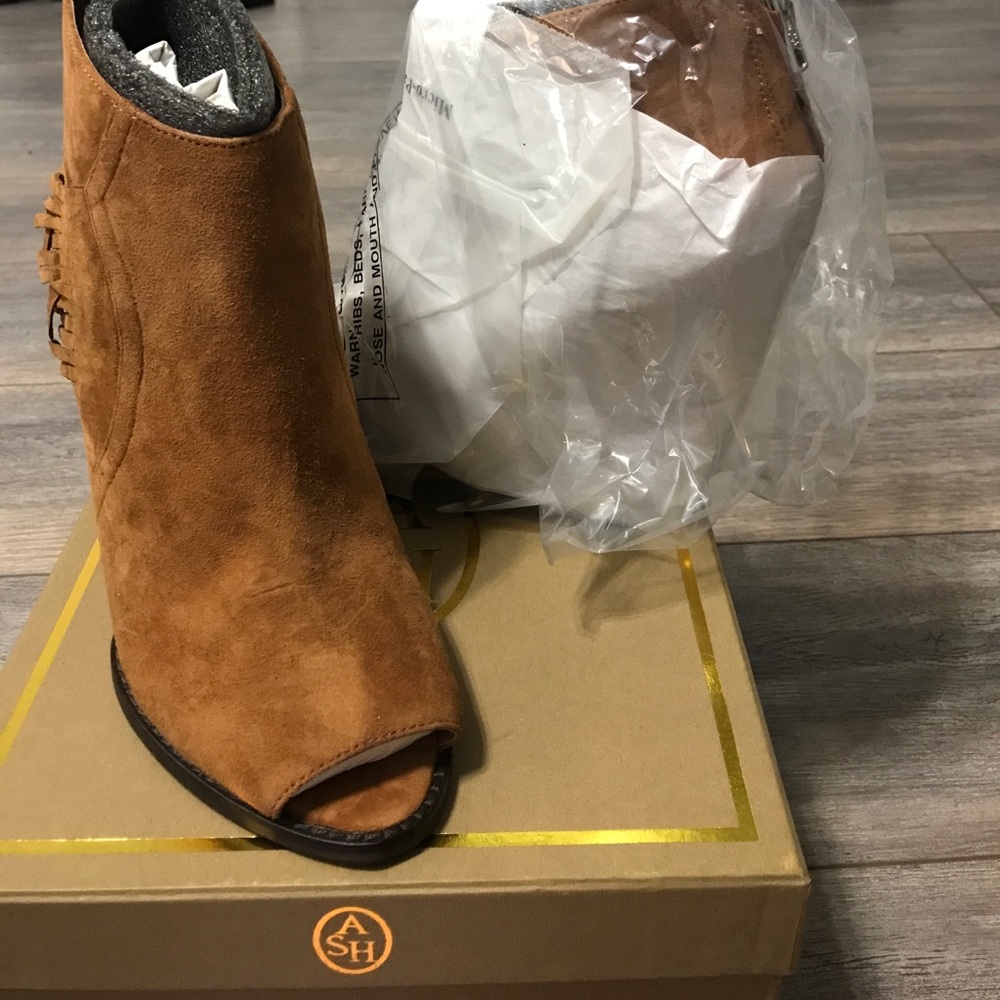 NIB ASH Lynx wedge suede bootie with fringe detail - Picture 3 of 4