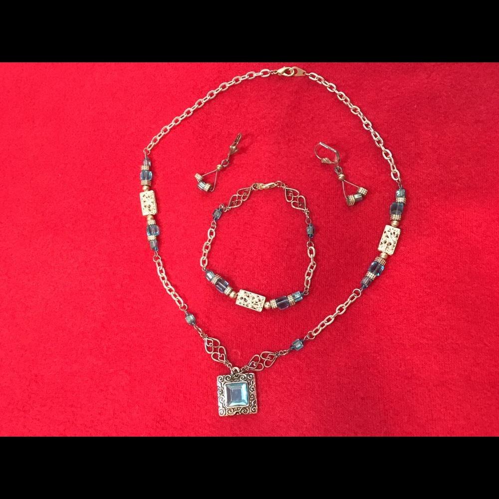 Custom made 3 pc set