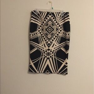 Pencil skirt fits between size 10 &16