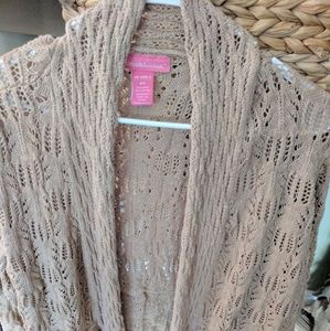 Beautiful cardigan pull over sweater
