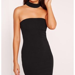 Missguided
Choker Neck Bandeau Curve Hem Dress