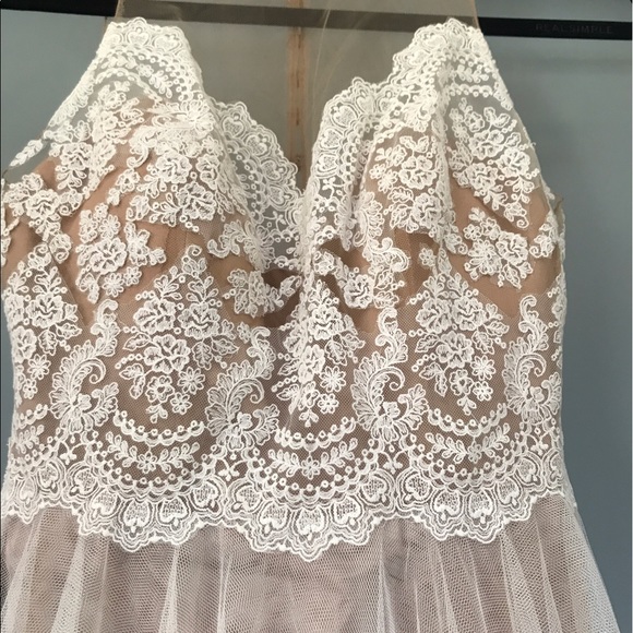 **SOLD BHLDN Encore by Wyatt, Messina Dress, sz 0 - Picture 3 of 7