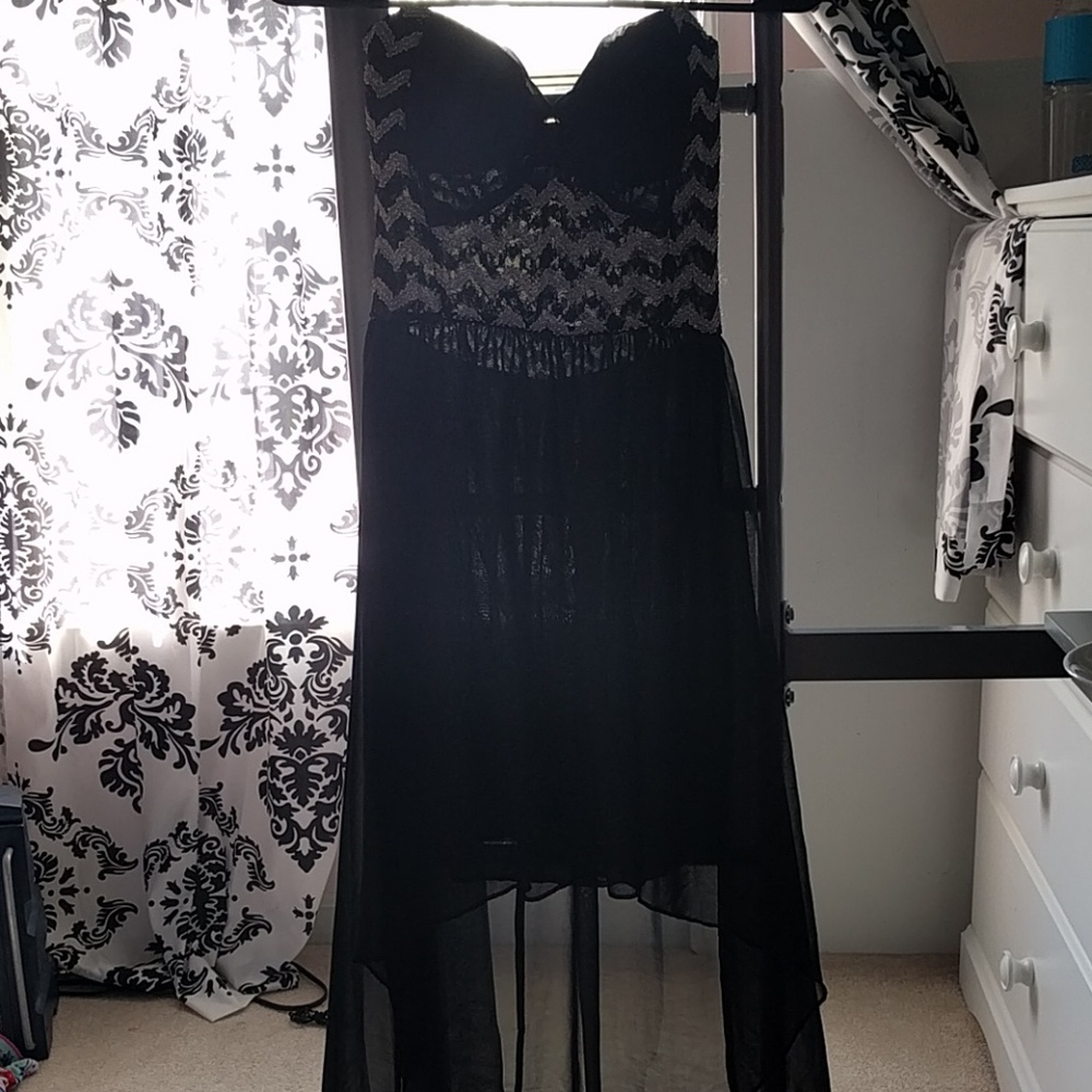 Strapless high-low dress