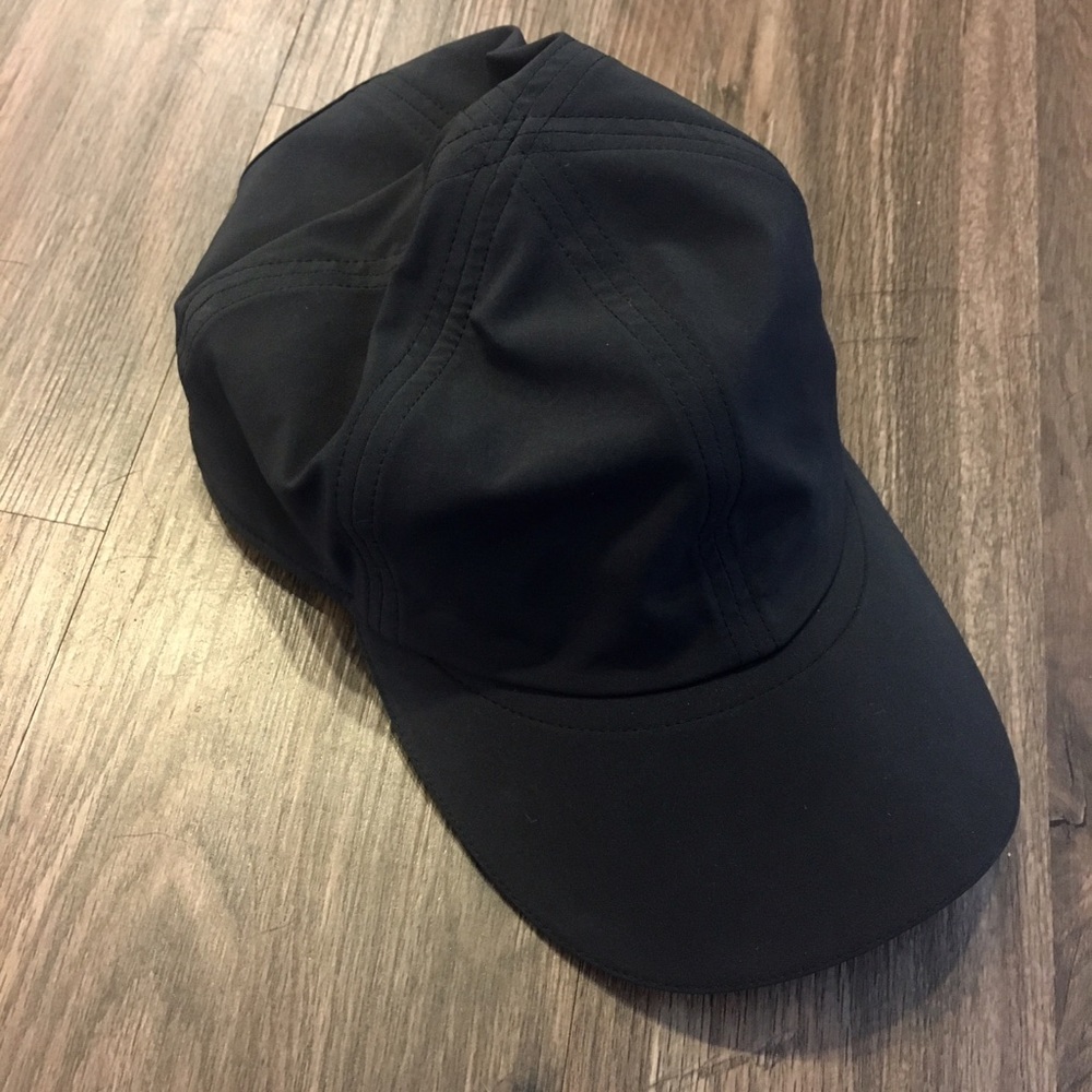 Lululemon run baseball black hat