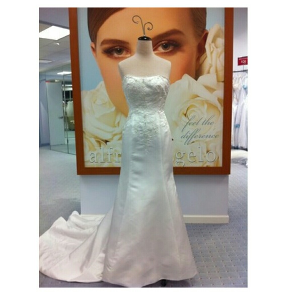 Alfred Angelo Bodycon Wedding Gown