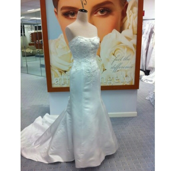 Alfred Angelo Bodycon Wedding Gown