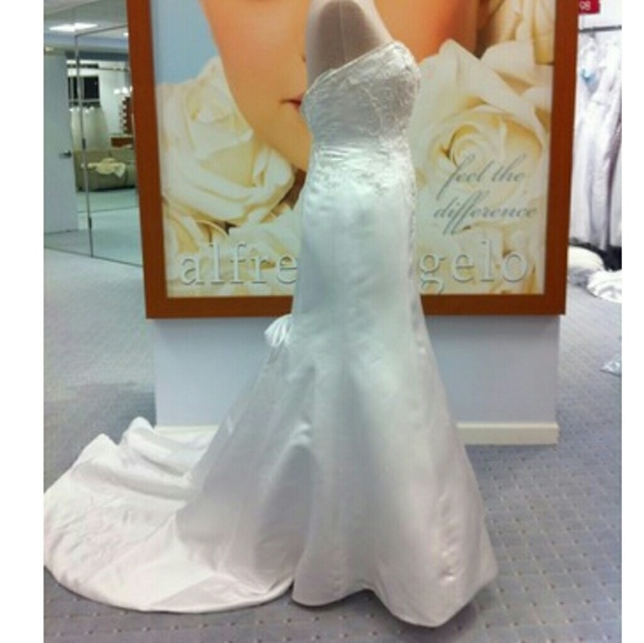 Alfred Angelo Bodycon Wedding Gown