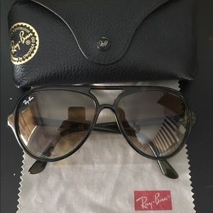 Authentic Ray-Ban Cats 5000