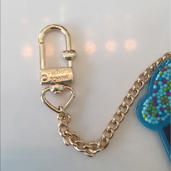 New Betsey Johnson ice cream keychain or bag charm - Picture 3 of 4