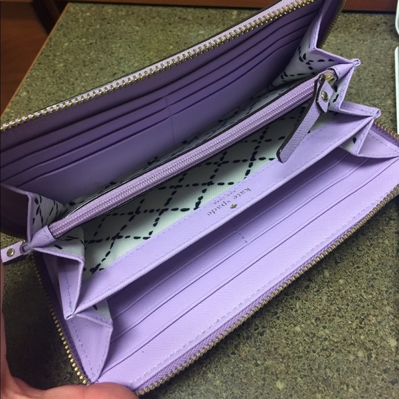 Kate Spade Wallet - Picture 5 of 5