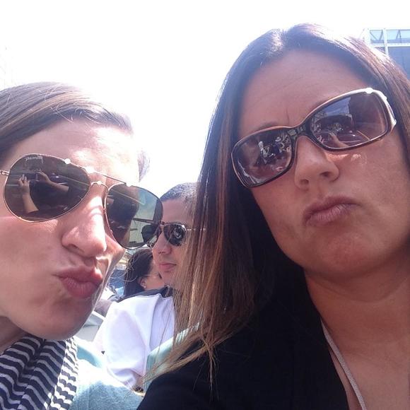 Meet your Posher, Laura - Picture 1 of 1