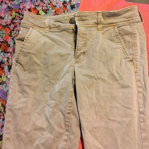 Khaki American Eagle Pants size 6 (Long Stretch)