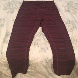 🍋 lululemon Wunder Under Crops burgundy 10