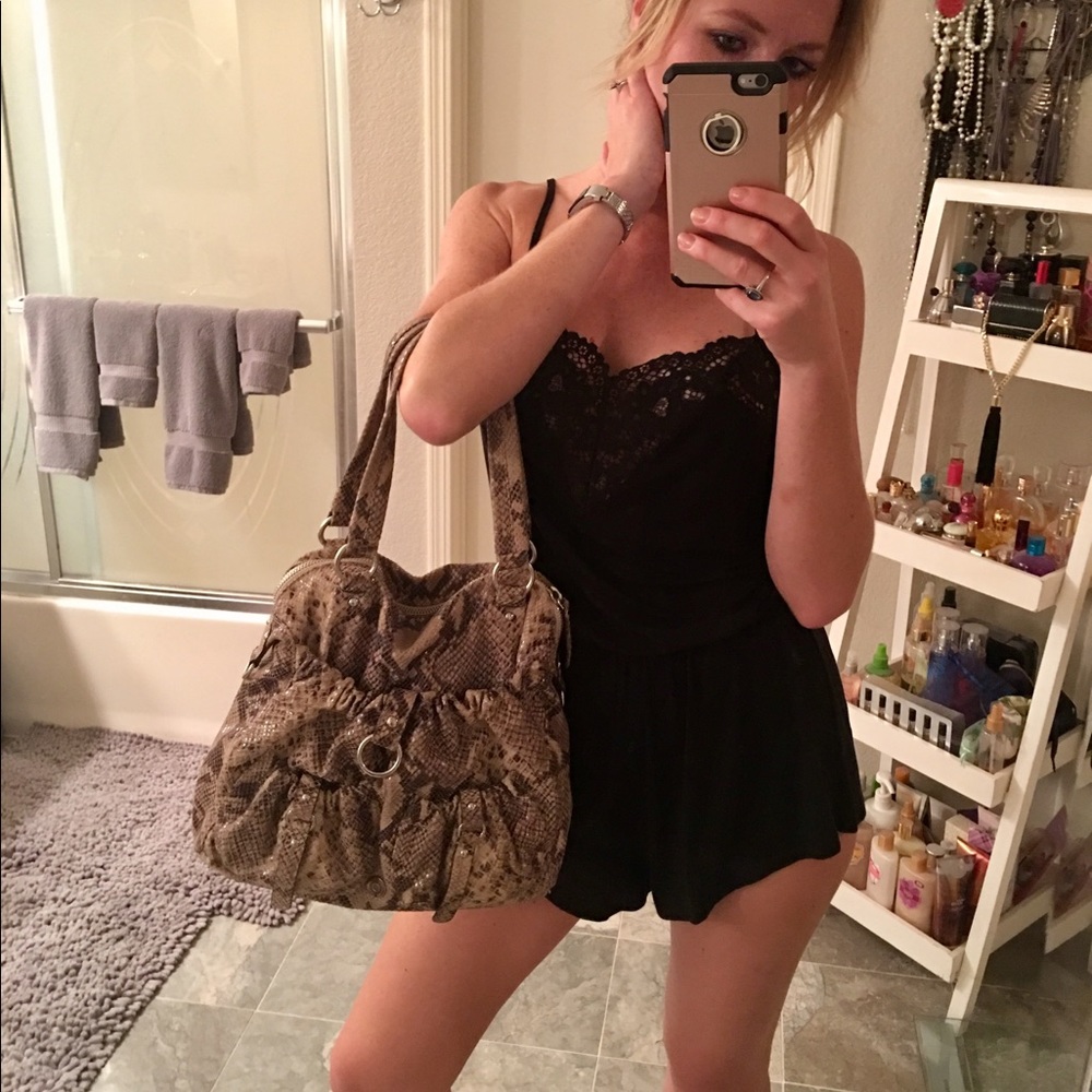 👌AUTHENTIC MICHAEL KORS BAG👜FINAL PRICE SALE‼️ - Picture 3 of 7