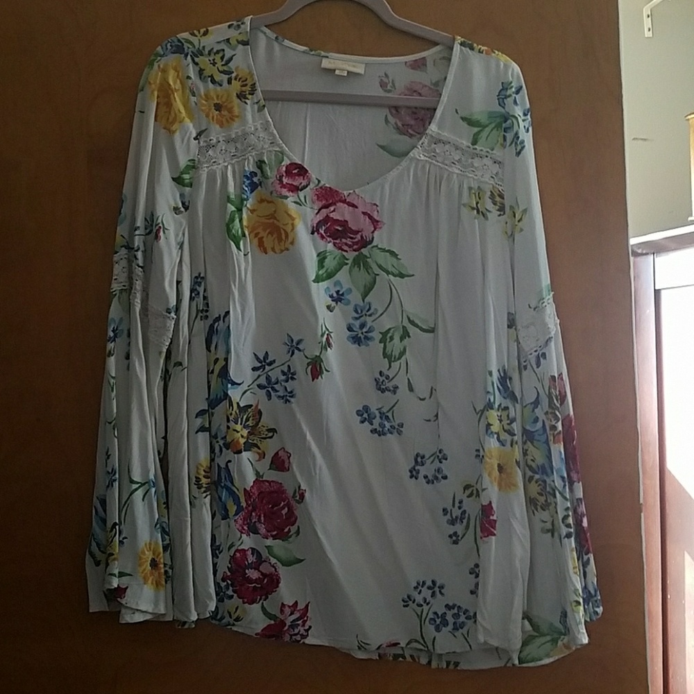 Modcloth brand bell-sleeved floral blouse