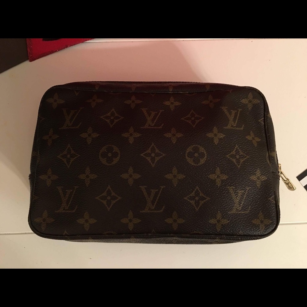 SOLD 23 Louis Vuitton Toiletry authentic vintage