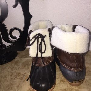 Duck Boots like brand new!