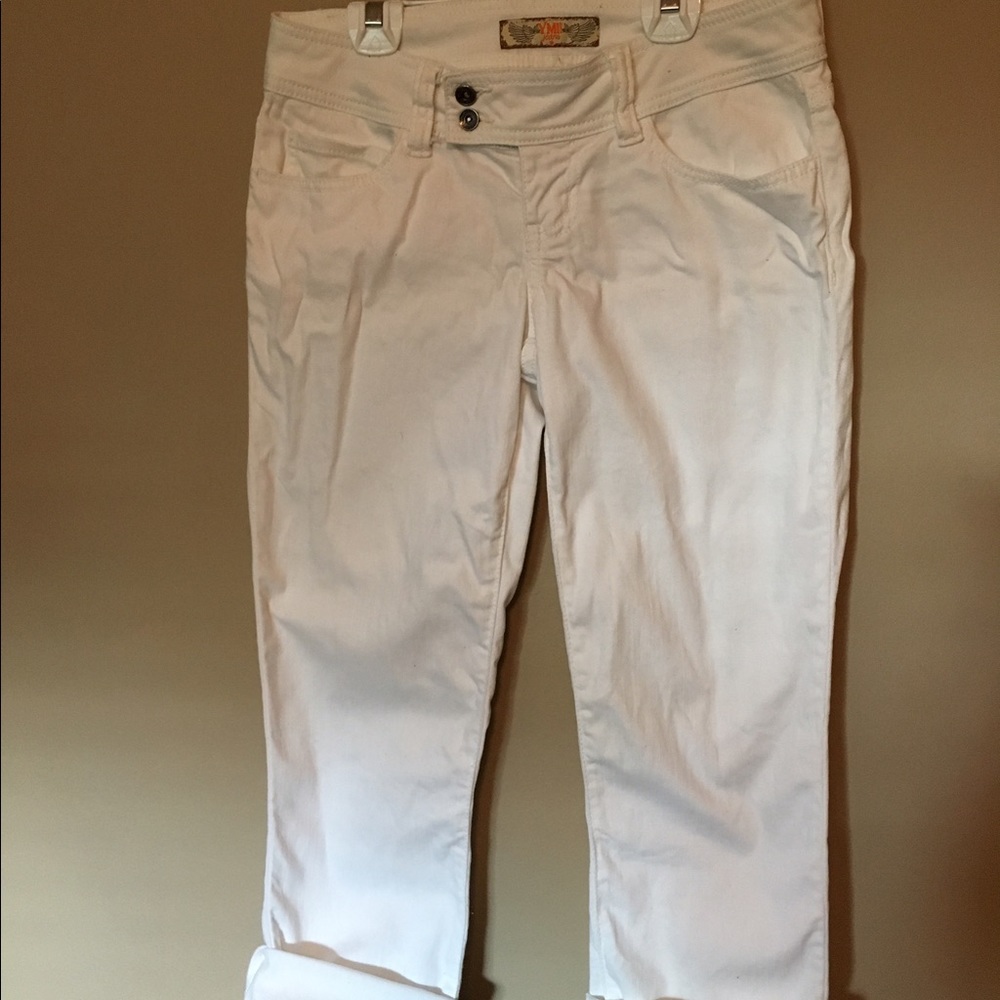 Cuffed Capri jeans