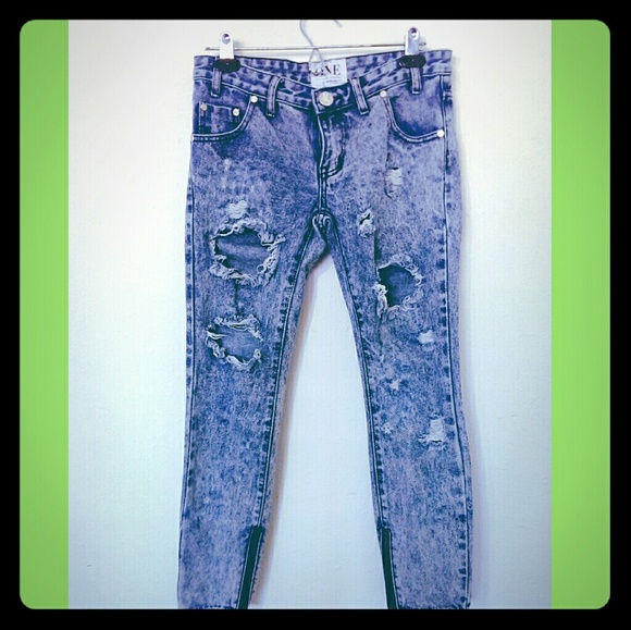 ***SALE***ADORABLE One Teaspoon Trashed Freebirds, - Picture 2 of 3