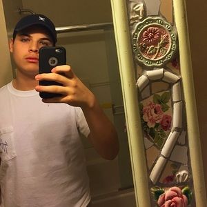 Meet your Posher, Jonathan