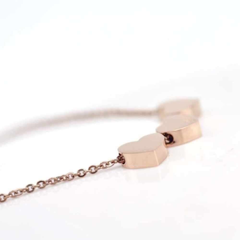 gold plated heart necklace  ❤️ - Picture 3 of 3