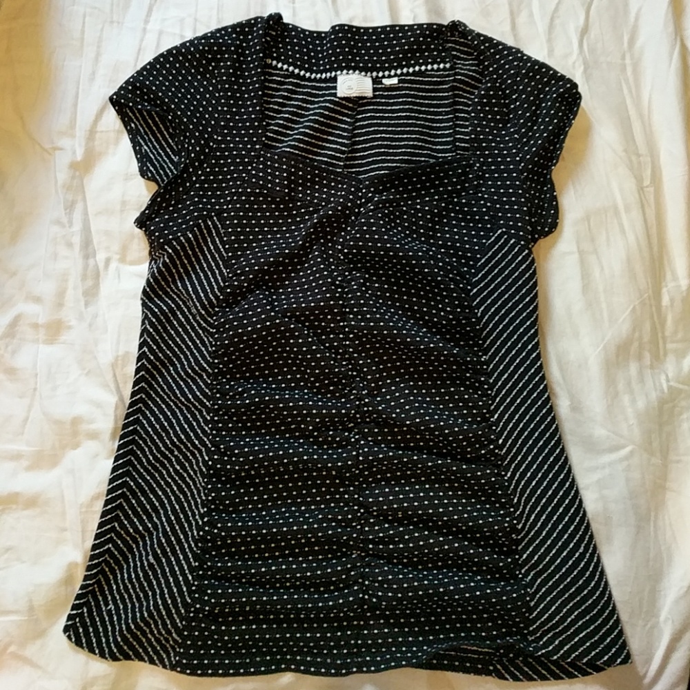 Rouched Postmark 9-H15 Black and White Top