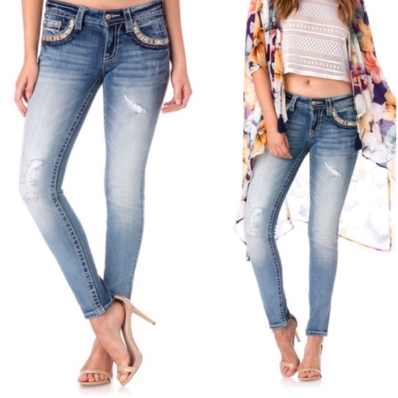 Festival Ready Miss Me Skinnies - Picture 3 of 4