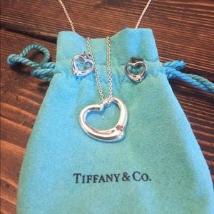 Matching Tiffany heart earring and necklace!
