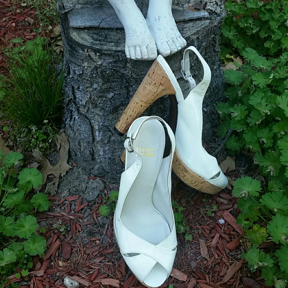 🎉HP🎉Peep Toe Patent Leather Stuart Weizmann