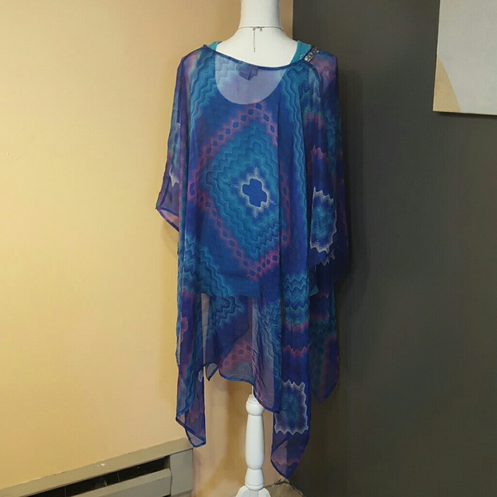 Tunic - Picture 3 of 4
