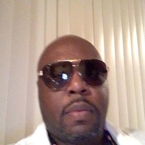 Meet your Posher, Delarris