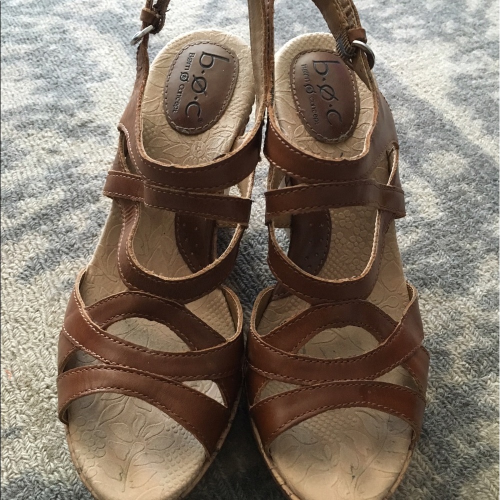Born brown wedges size 8M