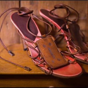 VALENTINO Size 8 Brown Leather Lace Up Sandals