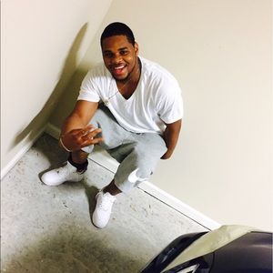 Meet your Posher, Rontrae