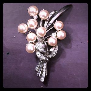 Silver toned pin with faux pearls & rhinestones