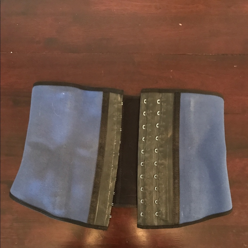 Ann Michell waist trainer size Large