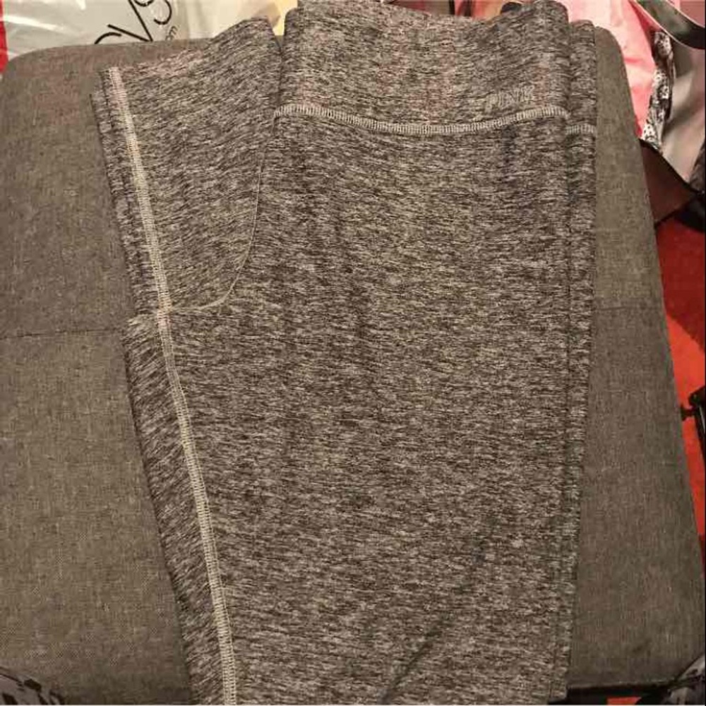 ON HOLD*****VS PINK yoga pants