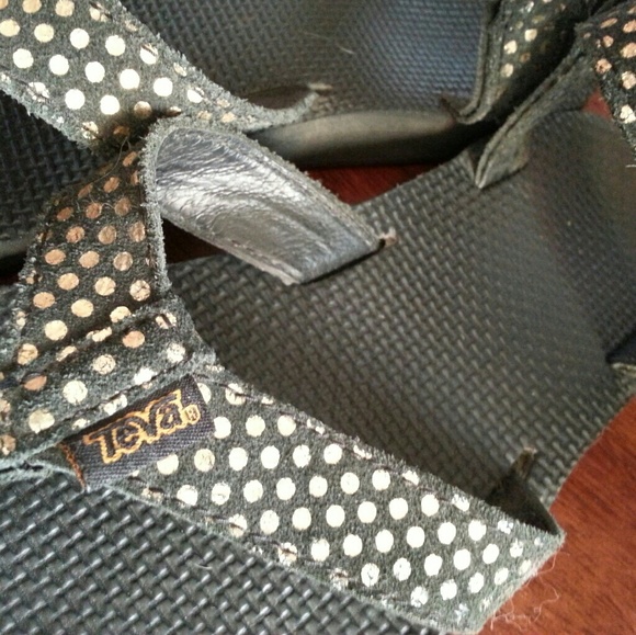 Teva sandals - Picture 2 of 4