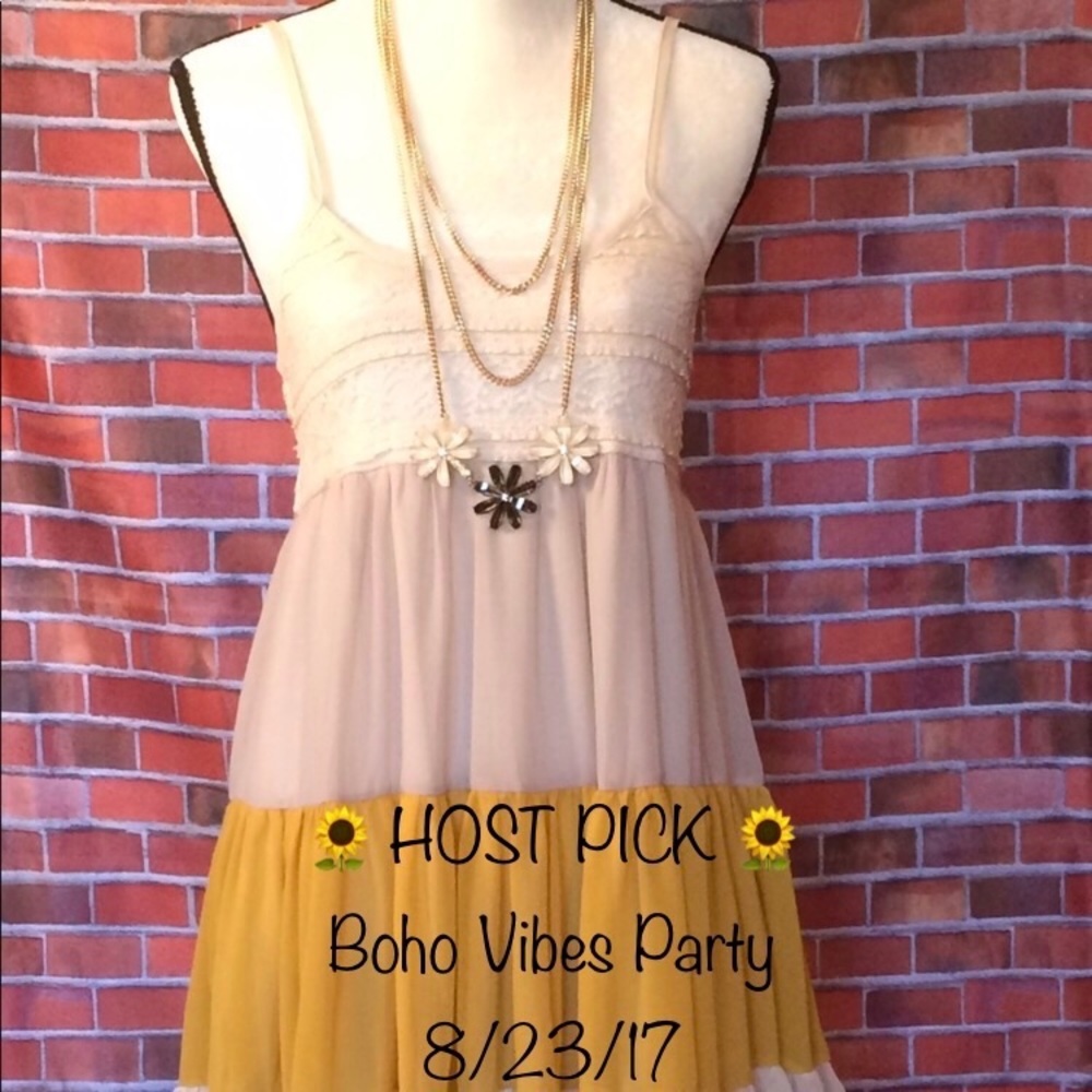 🌻HOST PICK🌻 AnM - Multicolored Boho style dress